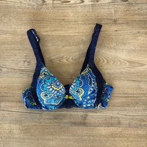 Soma 32A Embraceable Demi Lace Trim Bra